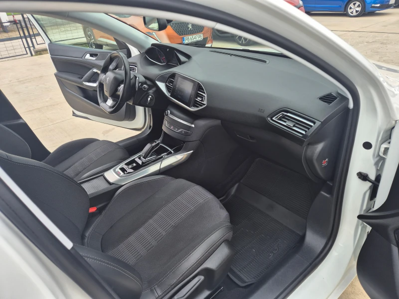Peugeot 308 НОВА ALLURE 1.5 HDi А/Т 130кс, снимка 9 - Автомобили и джипове - 52097301