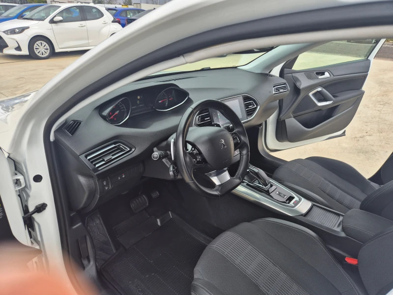 Peugeot 308 НОВА ALLURE 1.5 HDi А/Т 130кс, снимка 13 - Автомобили и джипове - 52097301