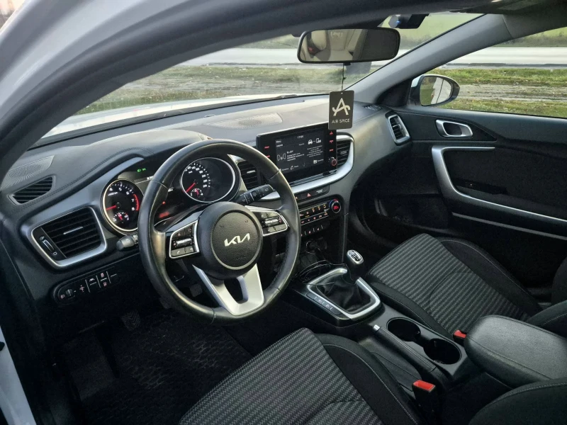 Kia XCeed 1.0 Comfort, снимка 9 - Автомобили и джипове - 52426444