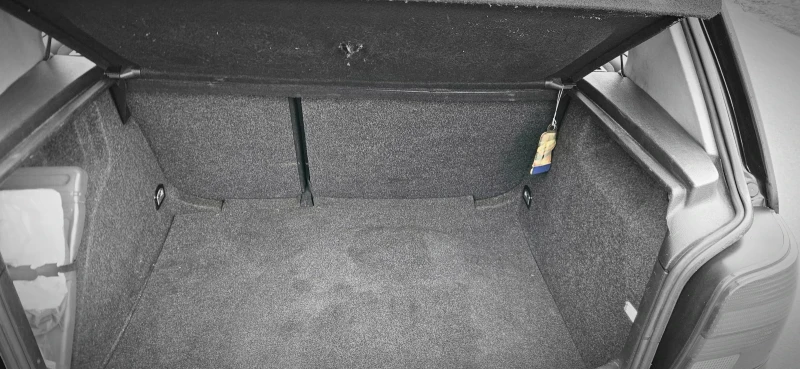 VW Golf 1.9TDI, снимка 8 - Автомобили и джипове - 53296274