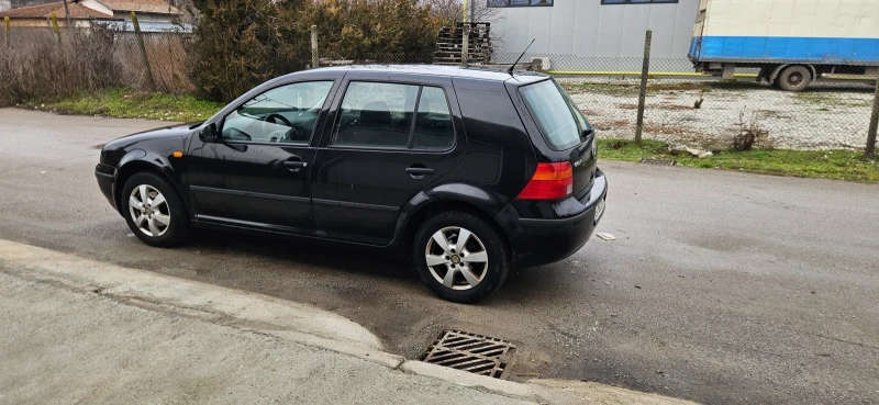 VW Golf 1.9TDI, снимка 4 - Автомобили и джипове - 53296274