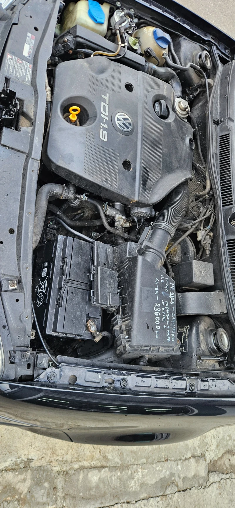 VW Golf 1.9TDI, снимка 9 - Автомобили и джипове - 53296274