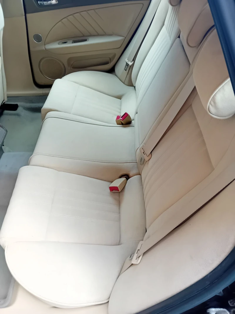 Alfa Romeo 159 sportwagon 2.4 JTDM Q4 209 конски сили, снимка 13 - Автомобили и джипове - 53528260