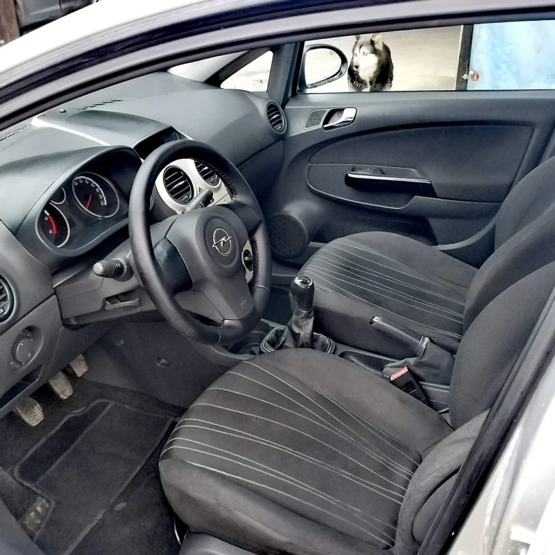 Opel Corsa 1, 3 multijet, снимка 9 - Автомобили и джипове - 53587071