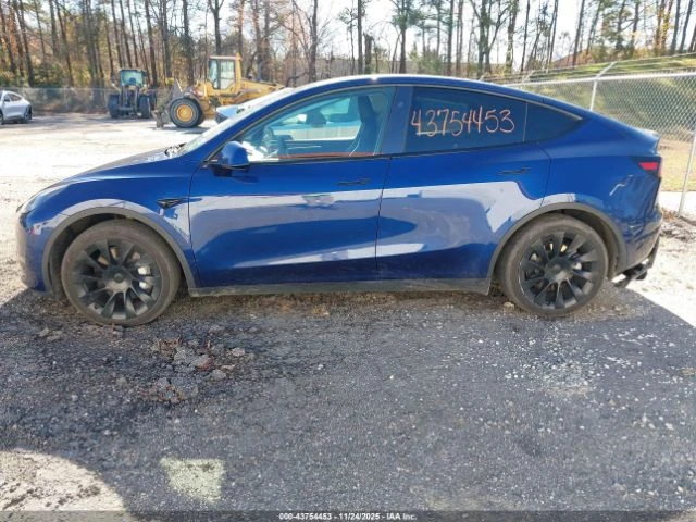 Tesla Model Y LONG RANGE DUAL MOTOR AWD, снимка 12 - Автомобили и джипове - 53285035