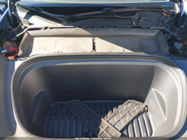 Tesla Model Y LONG RANGE DUAL MOTOR AWD, снимка 8 - Автомобили и джипове - 53285035