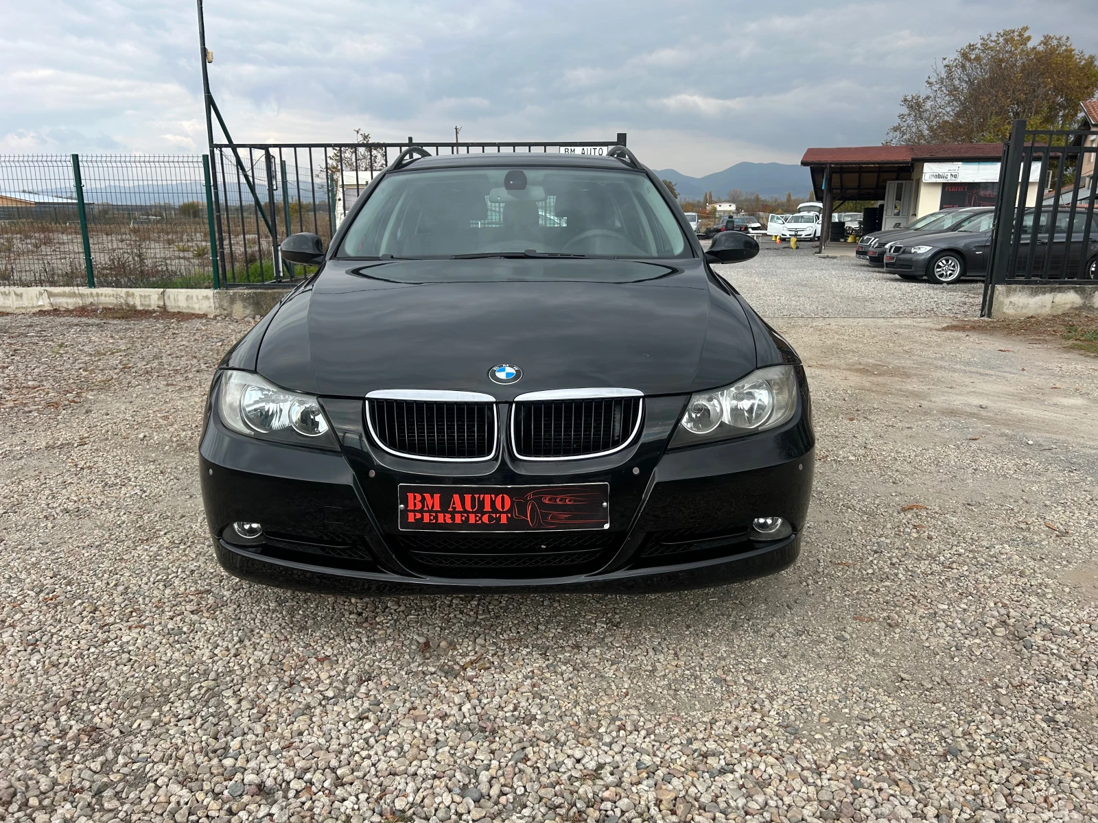 BMW 320 2.0 D 163k.c. - изображение 2