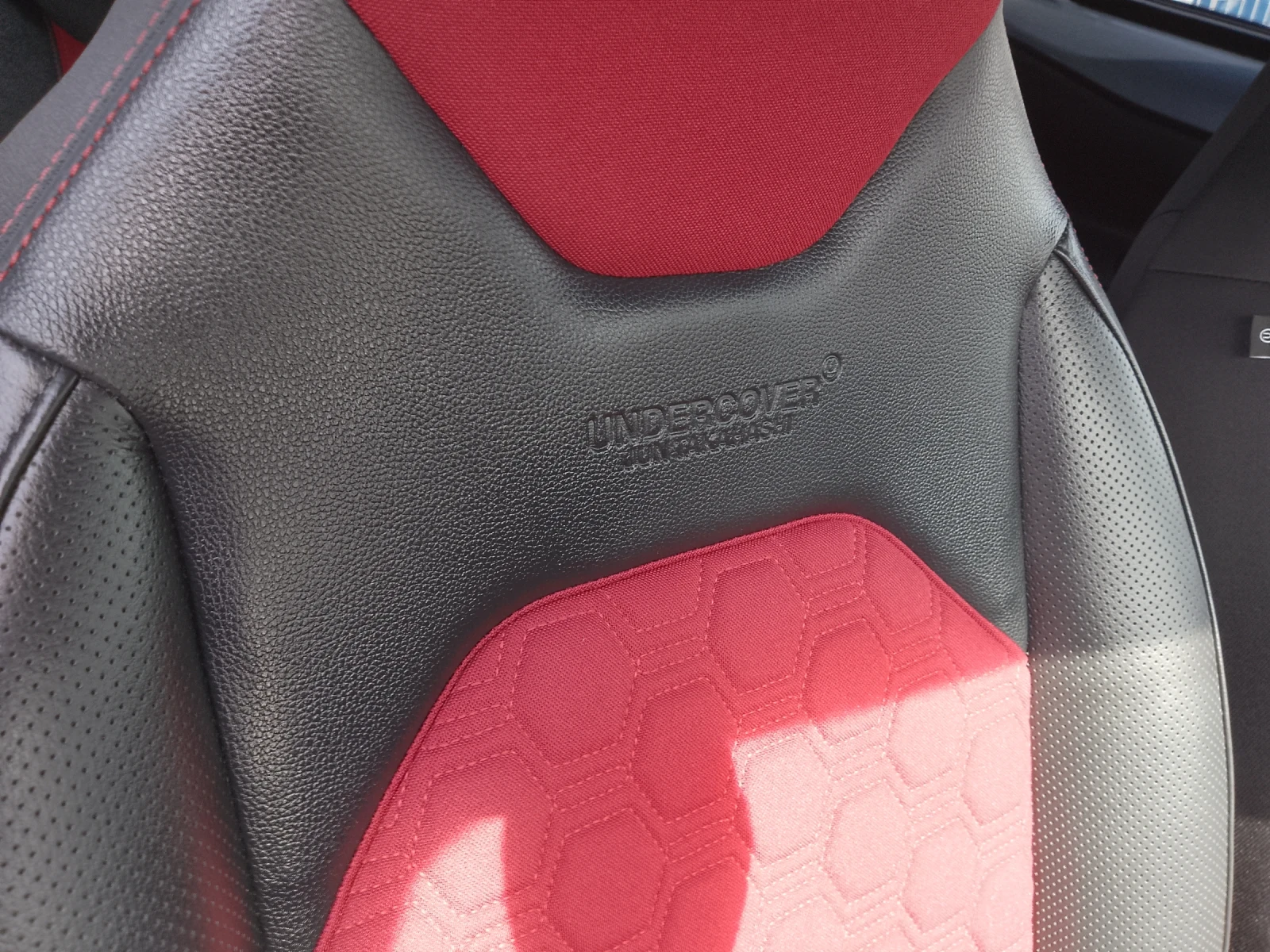 Toyota Aygo AYGO-X/1.0 VVTI/UNDERCOVER JUN TAKAHASHI | Mobile.bg — изображение 11