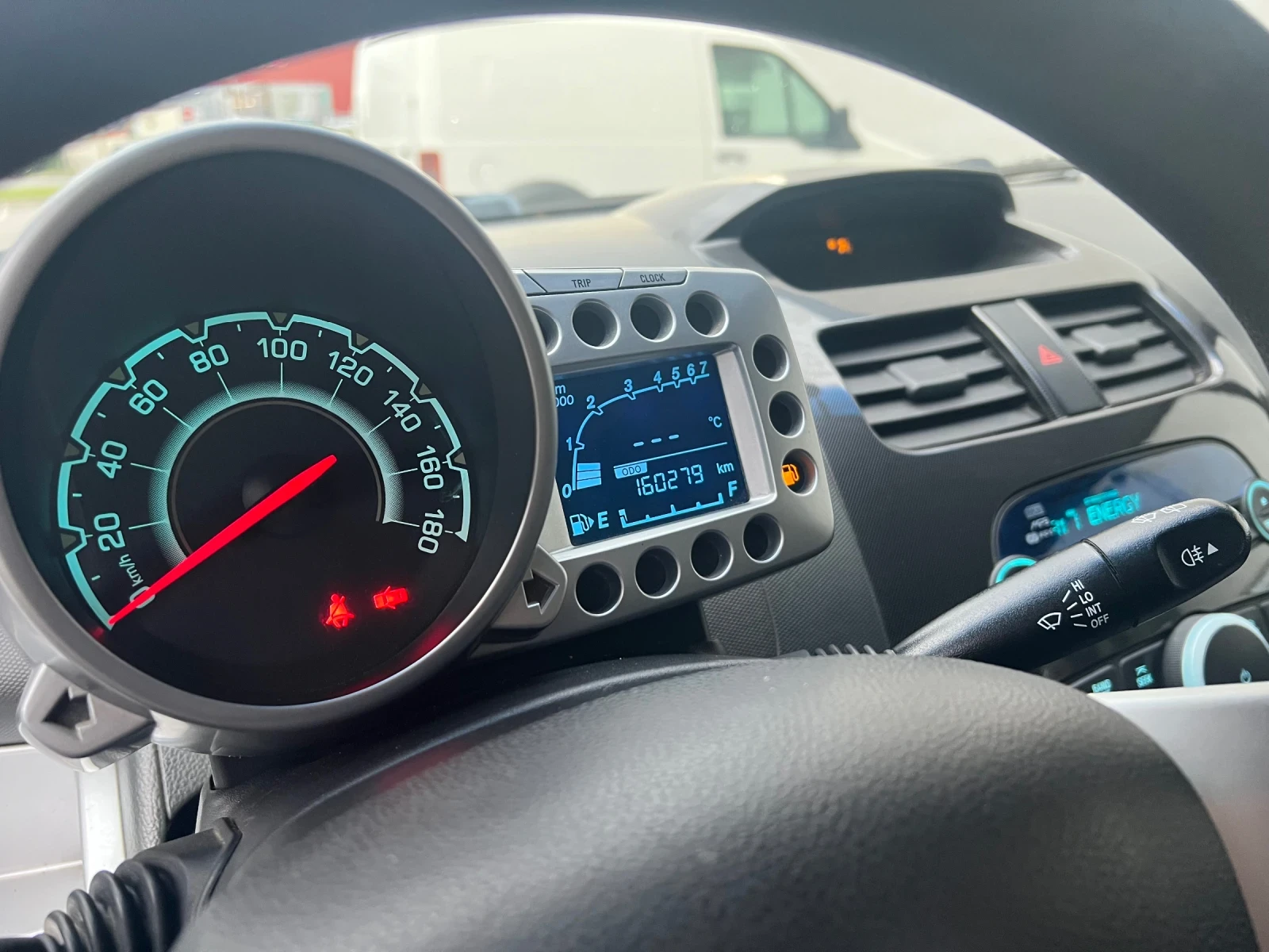 Chevrolet Spark 1.2 / 82 кс  - изображение 10