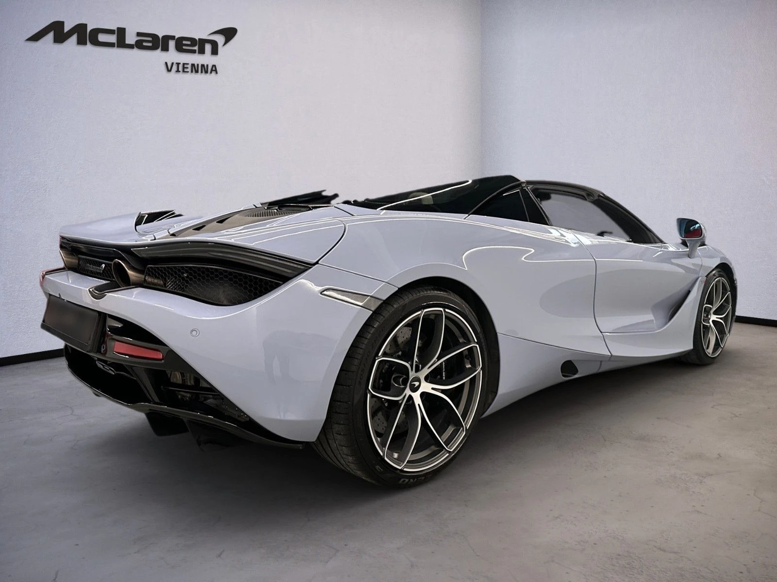 McLaren 720 S Spider - изображение 3