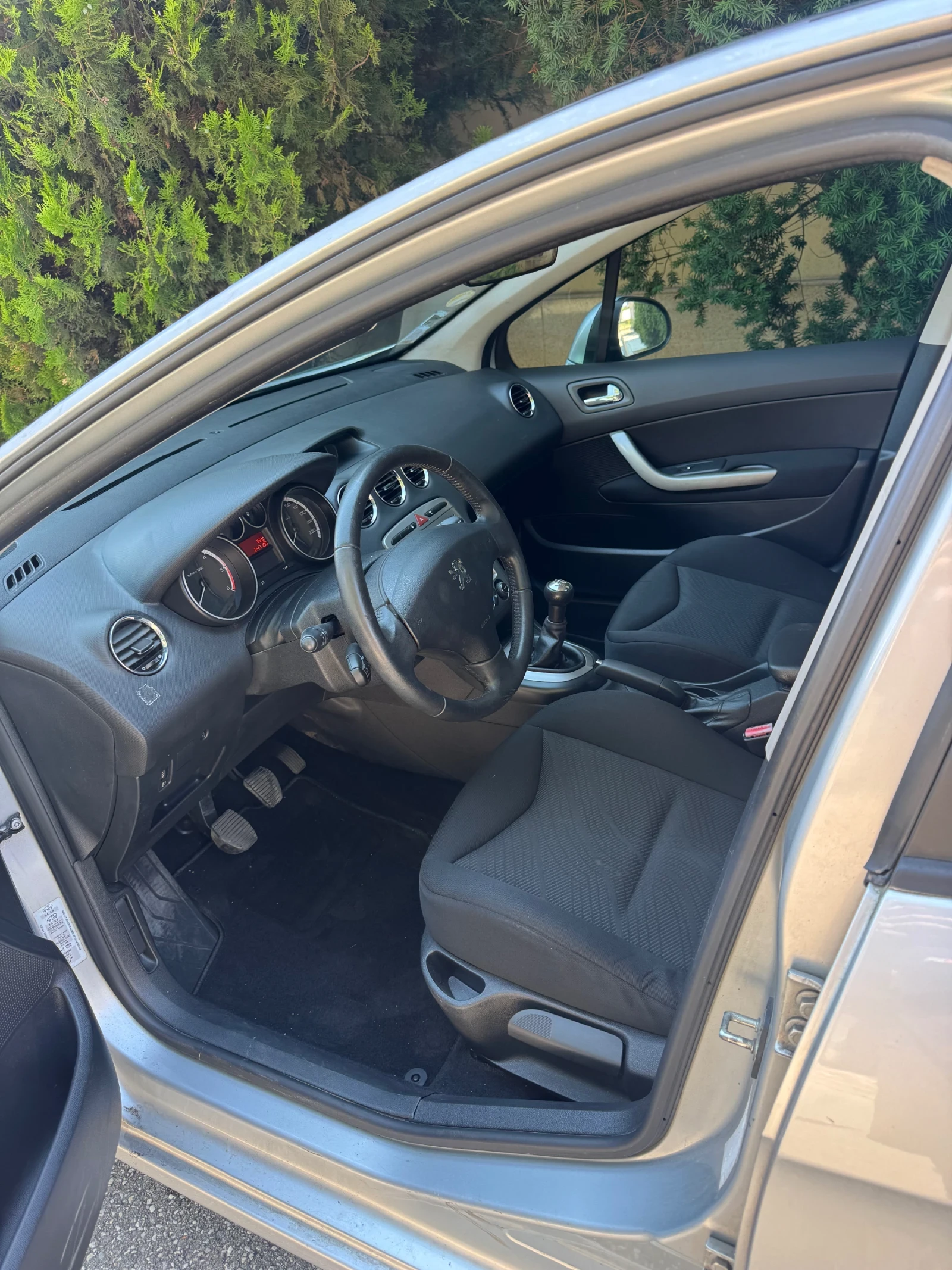 Peugeot 308 1.6HDI / Панорама - изображение 8