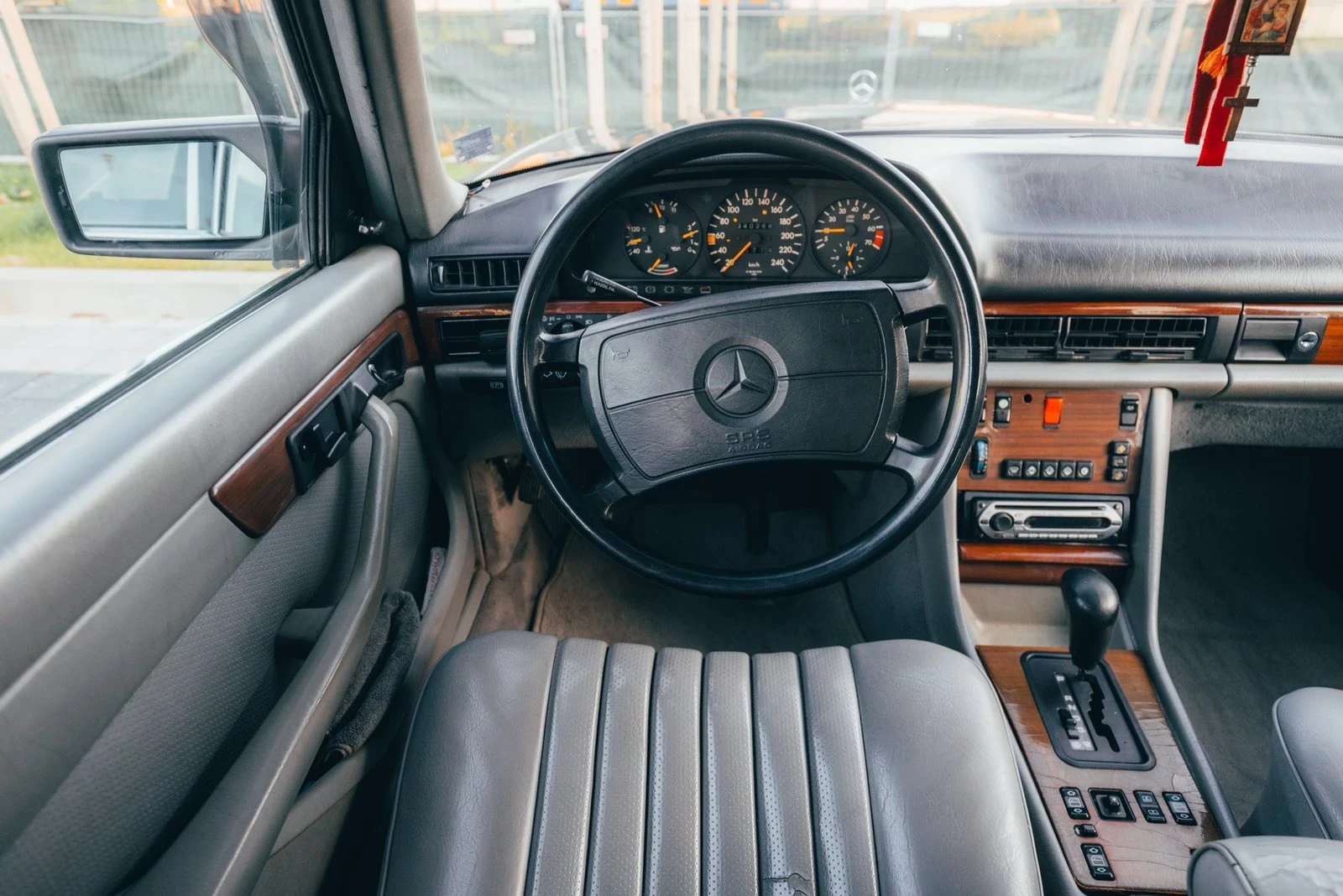 Mercedes-Benz 126  - изображение 2