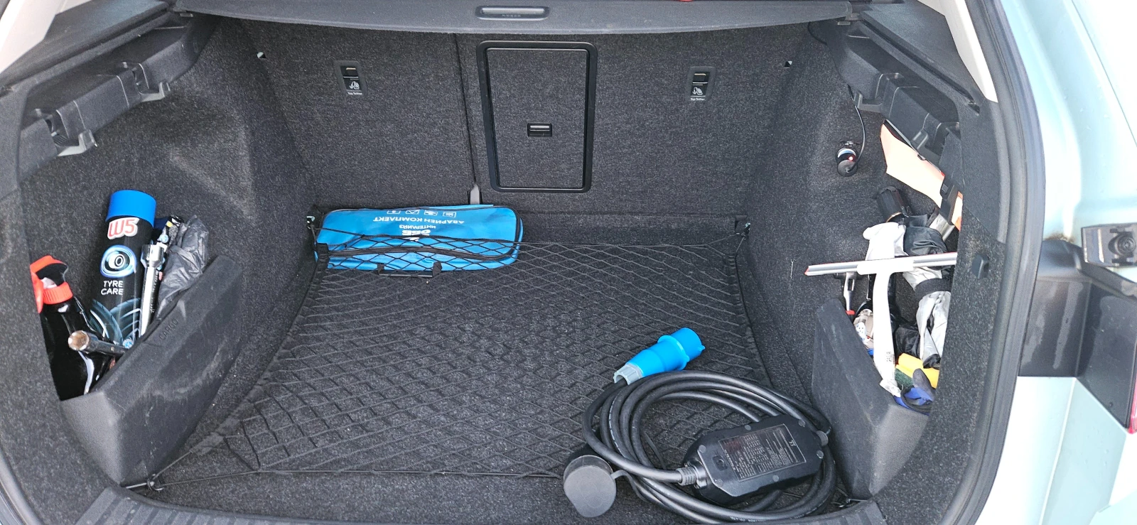 Skoda Enyaq 80 iV, снимка 11 - Автомобили и джипове - 53957461