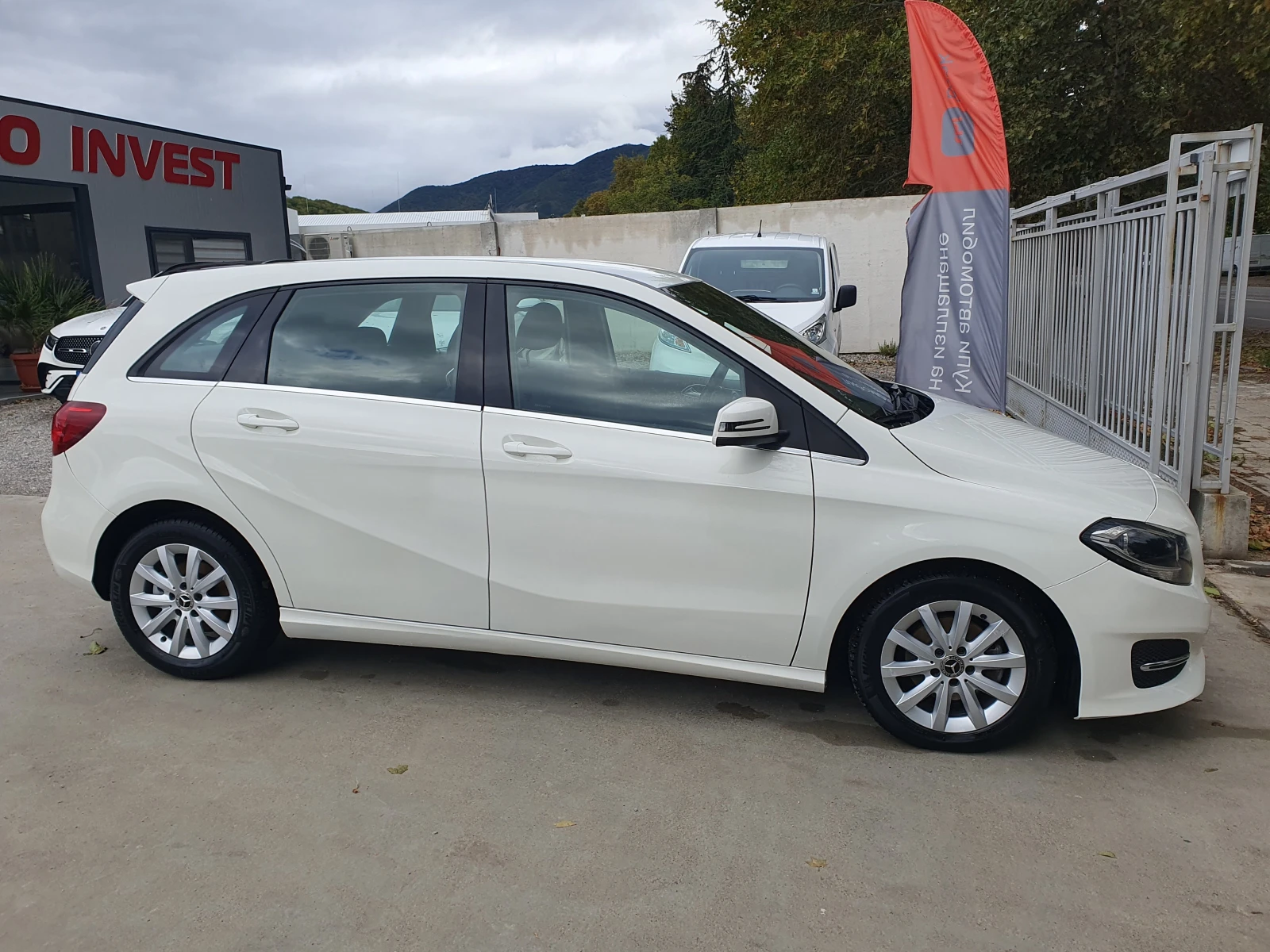 Mercedes-Benz B 200 КАТО НОВA - изображение 8