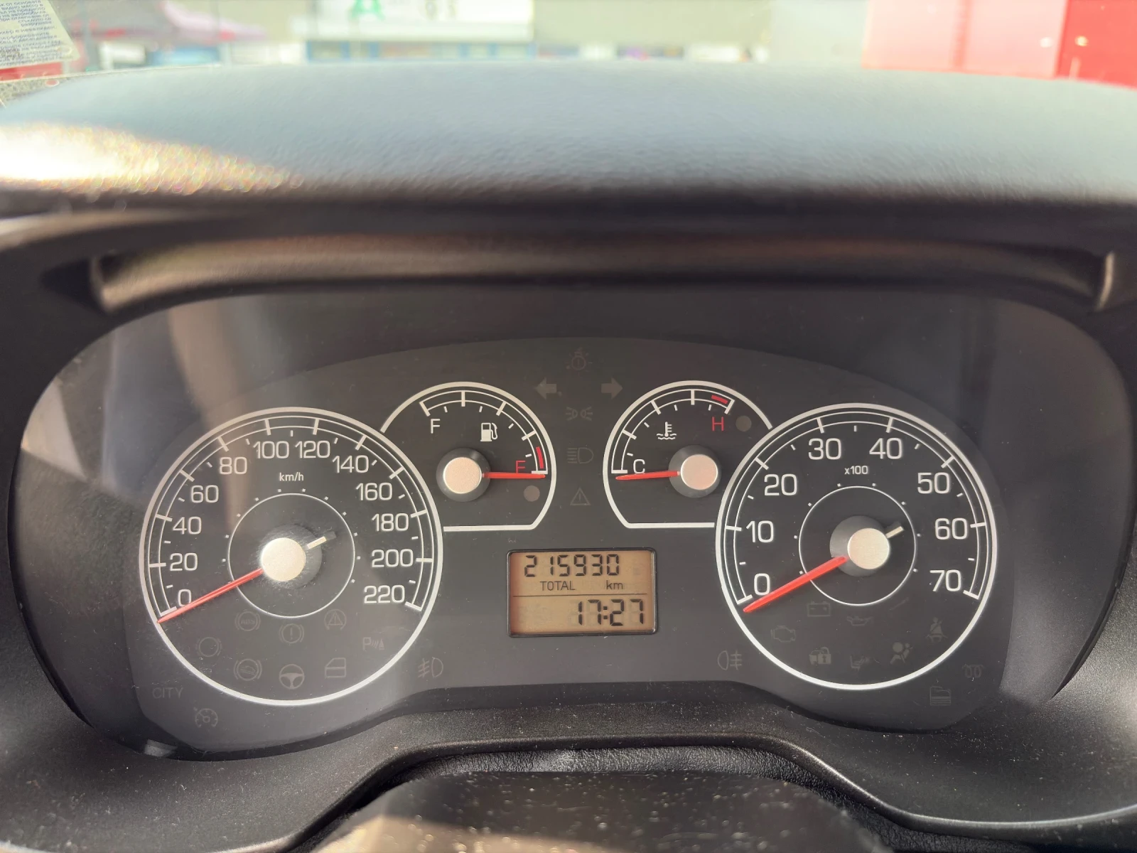 Fiat Punto 1.3 MULTIJET 2006 - изображение 6