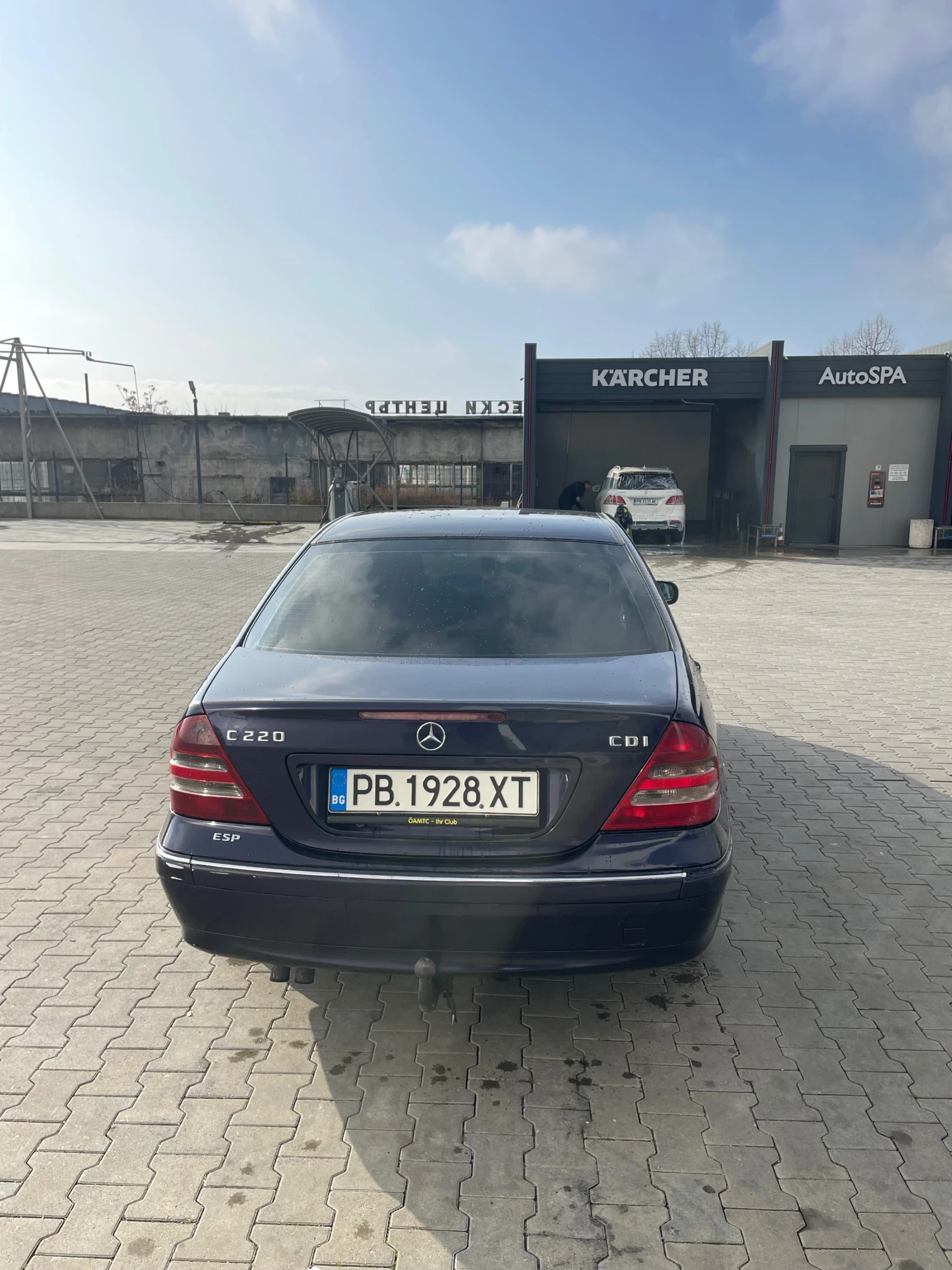 Mercedes-Benz C 220 Лед фарове - изображение 3
