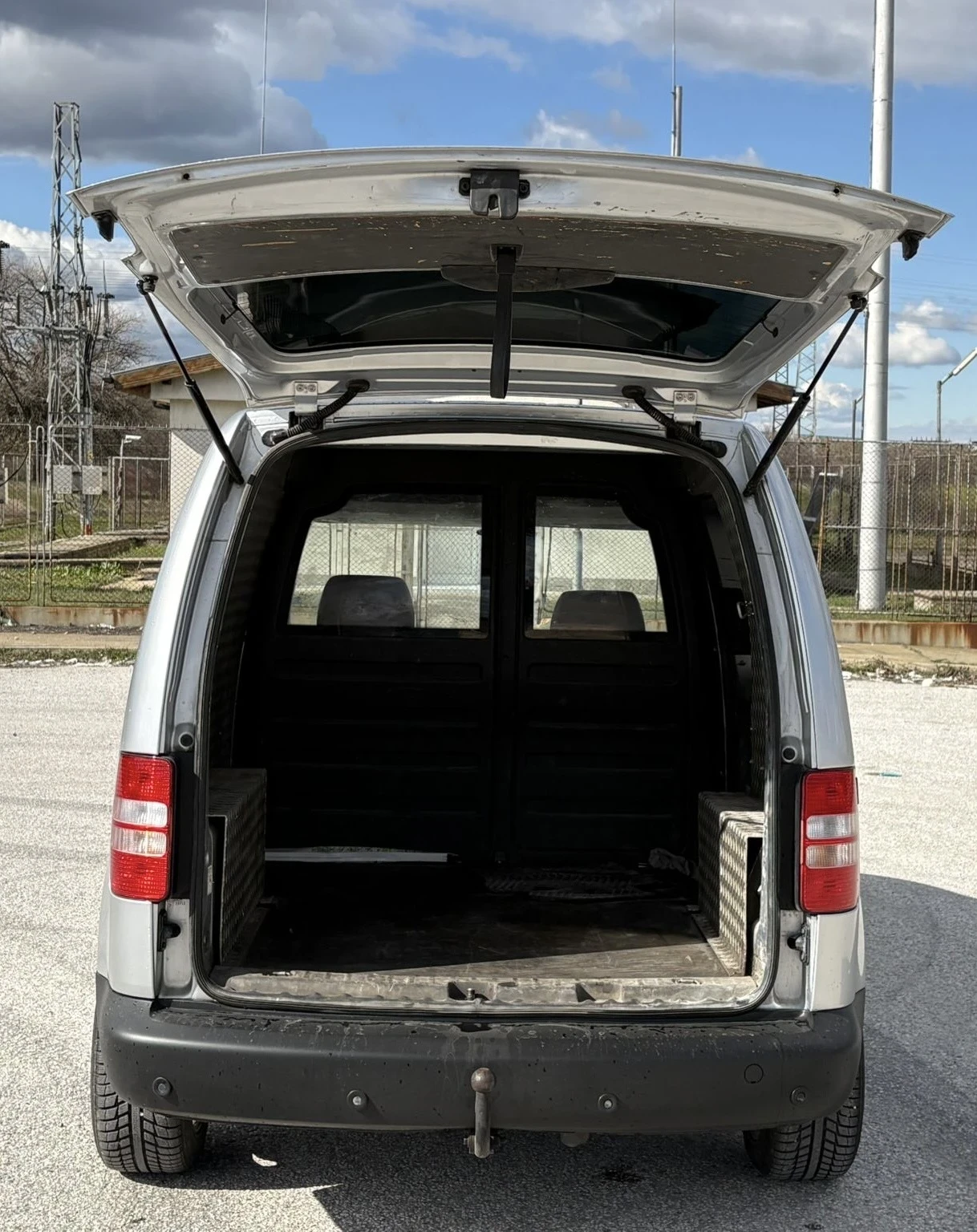 VW Caddy 1.6 TDI, снимка 7 - Автомобили и джипове - 53619501