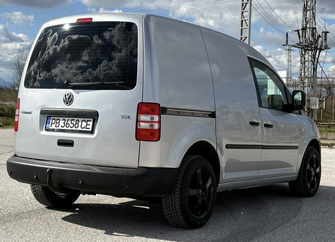 VW Caddy 1.6 TDI, снимка 4 - Автомобили и джипове - 53619501