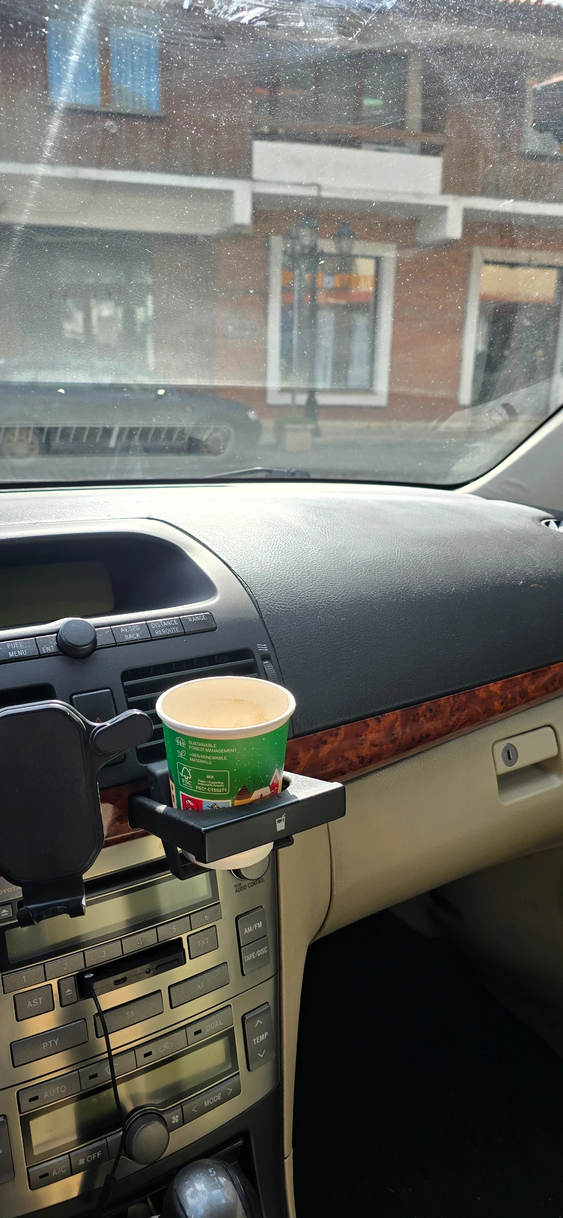 Toyota Avensis  - изображение 2