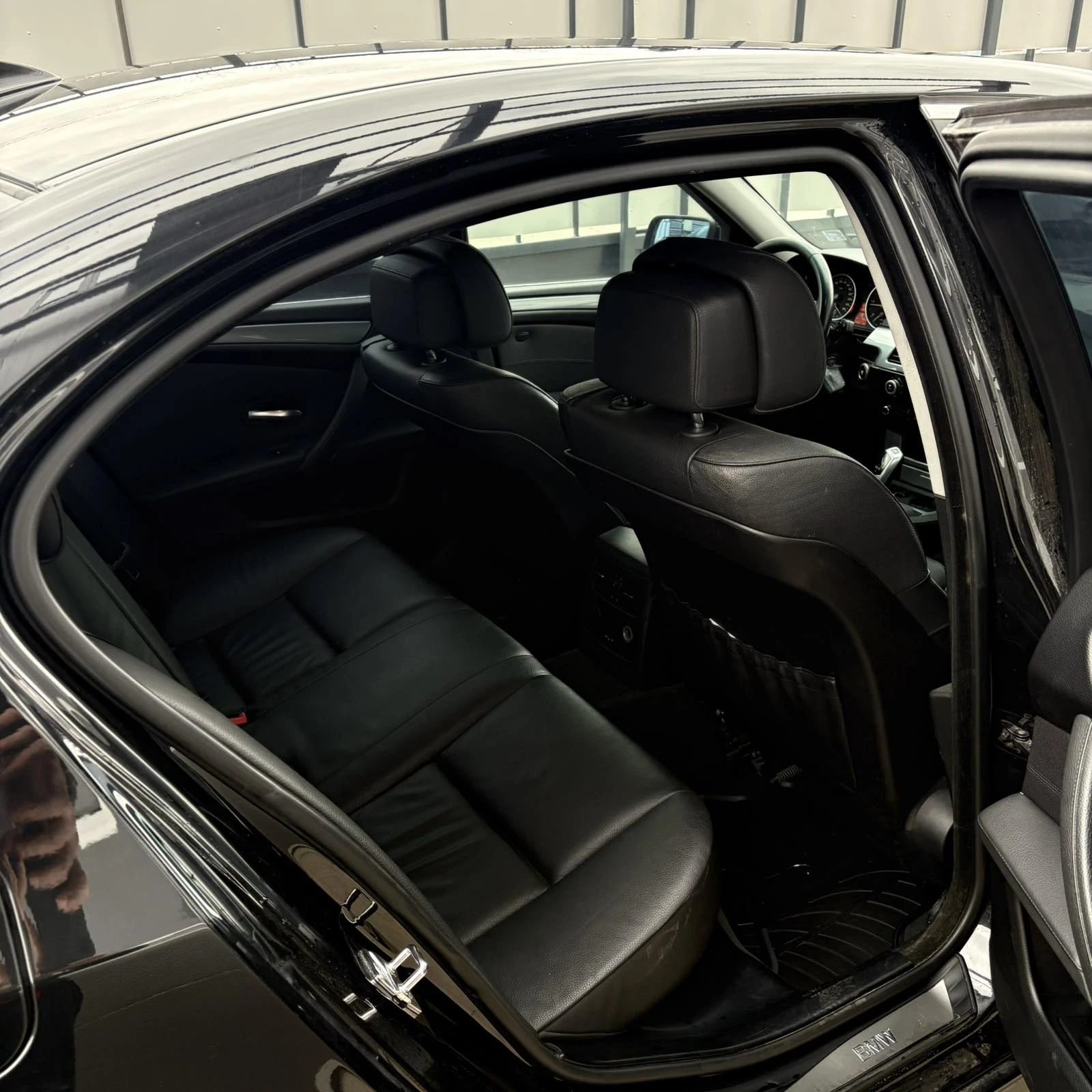 BMW 520 520d, снимка 8 - Автомобили и джипове - 53960180