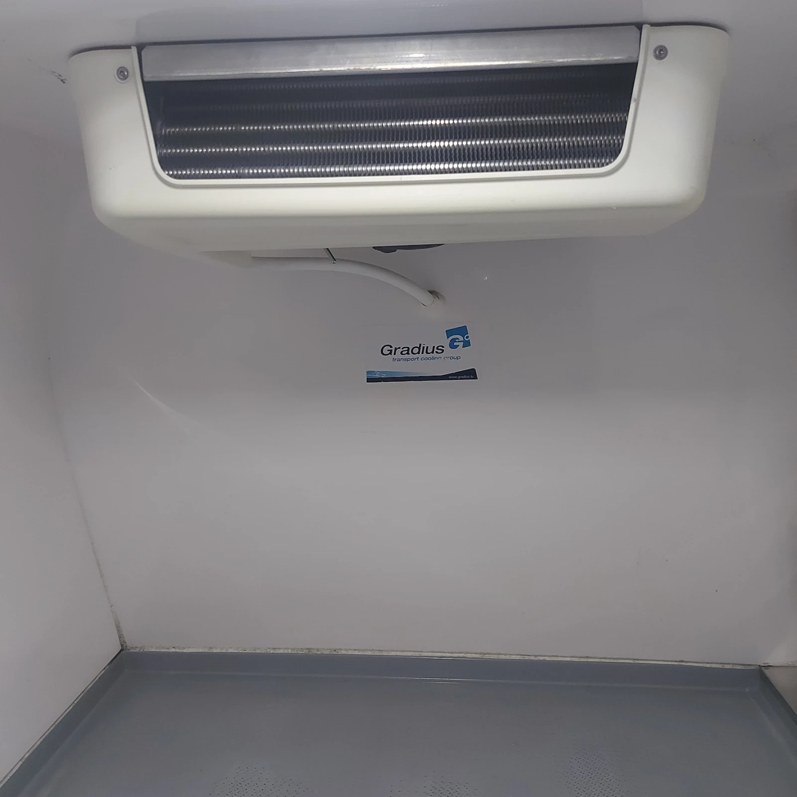 Peugeot Partner хладилен с климатик, снимка 11 - Автомобили и джипове - 54084367