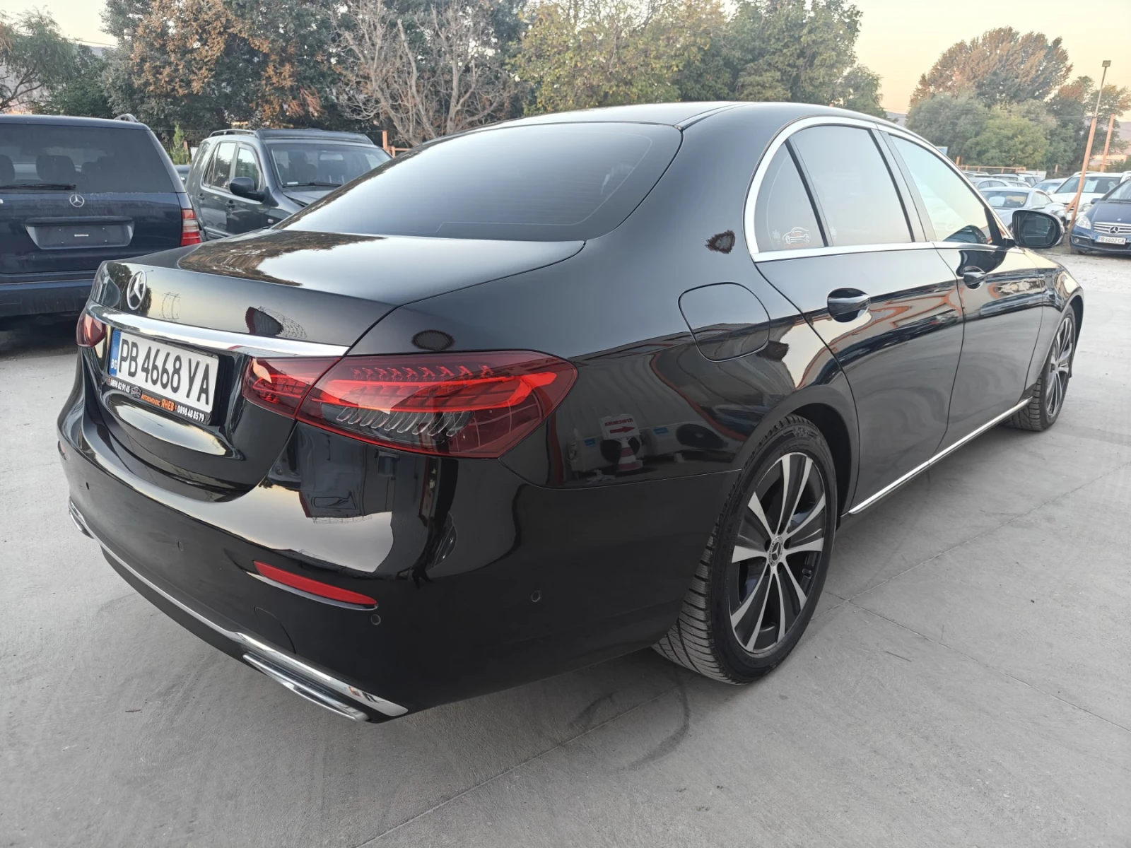 Mercedes-Benz E 220 Лизинг, снимка 3 - Автомобили и джипове - 54098306