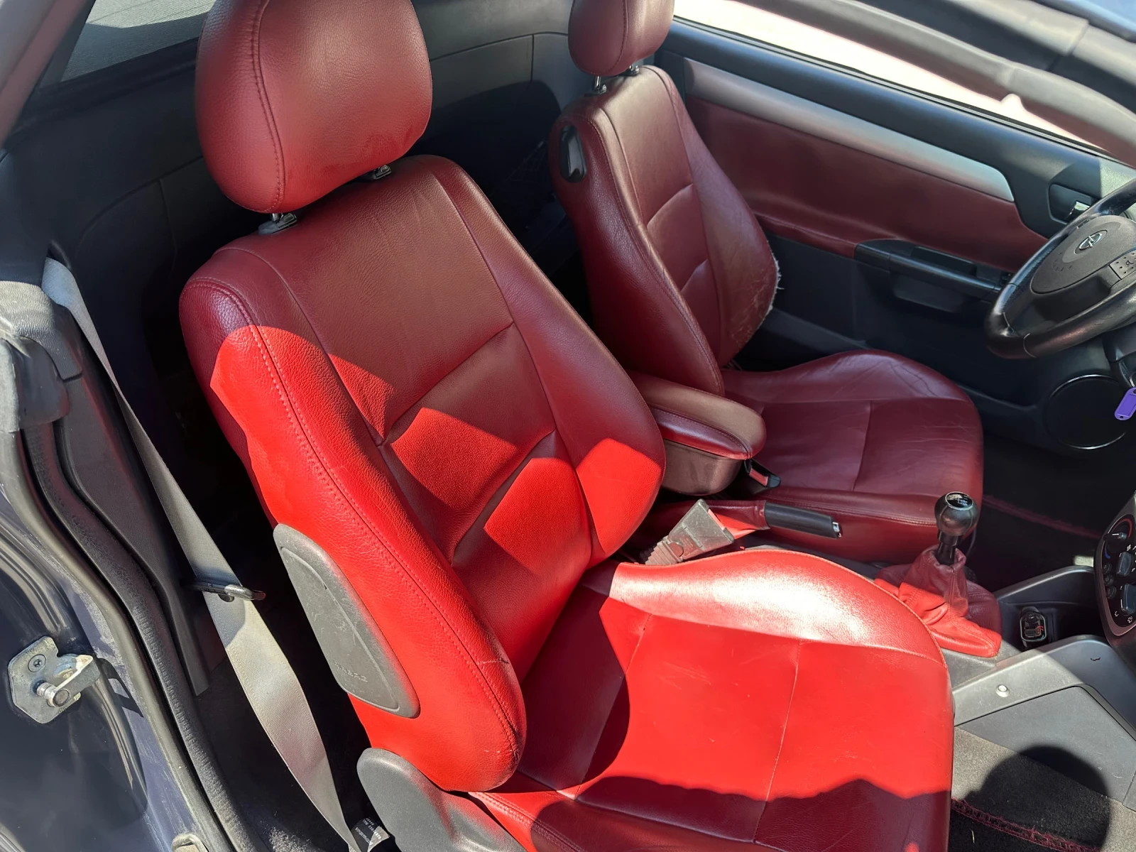 Opel Tigra 1.3 cdti, снимка 13 - Автомобили и джипове - 54098419