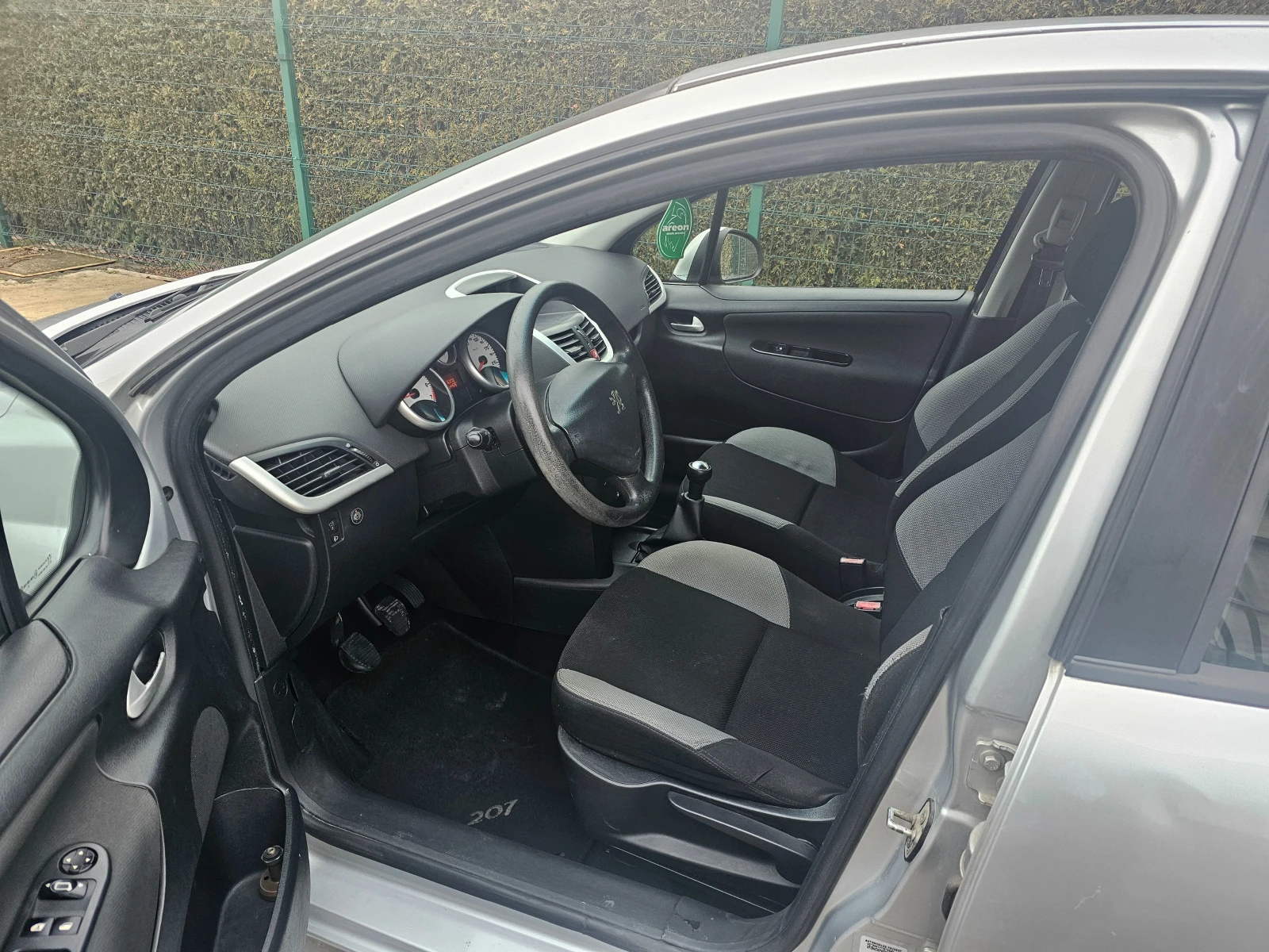 Peugeot 207 Газ-инж- Гаражно, снимка 8 - Автомобили и джипове - 54108856