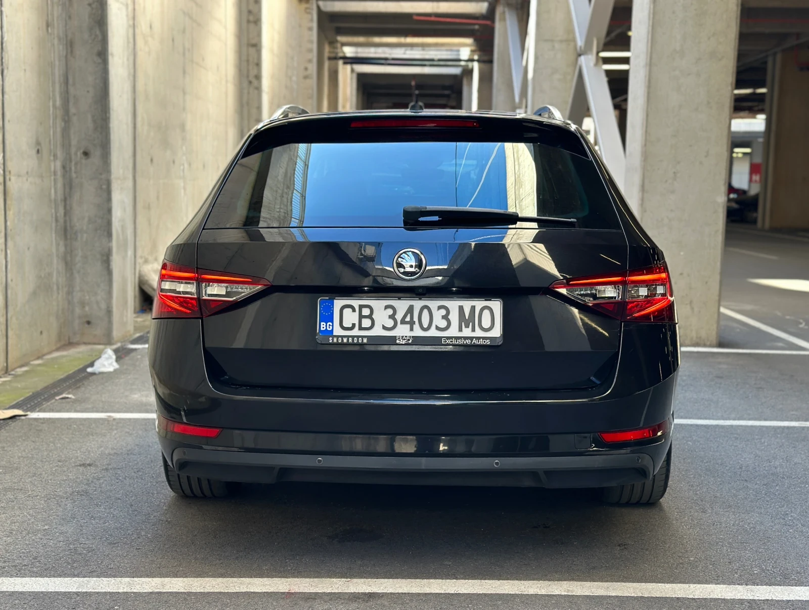 Skoda Superb 2.0TDI 4x4 Laurin&Klement DSG6, снимка 5 - Автомобили и джипове - 54141534