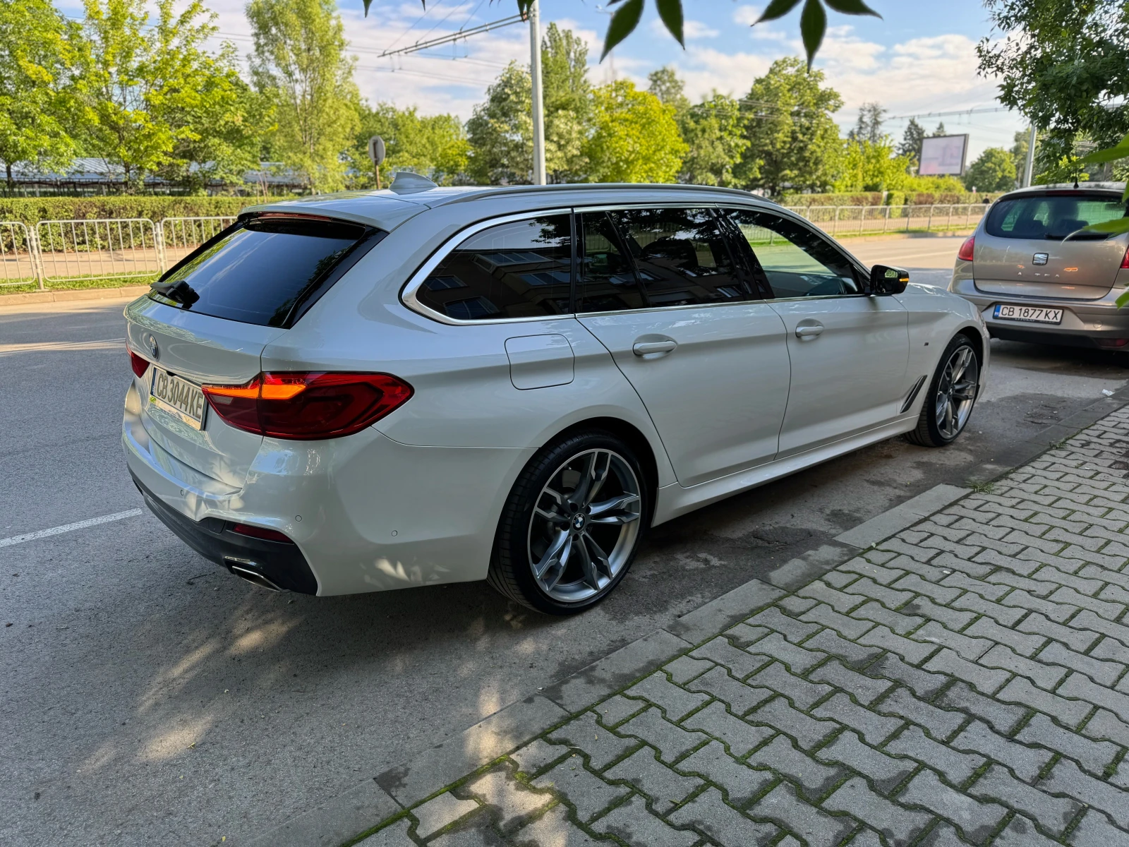 BMW 540, снимка 4 - Автомобили и джипове - 54303658