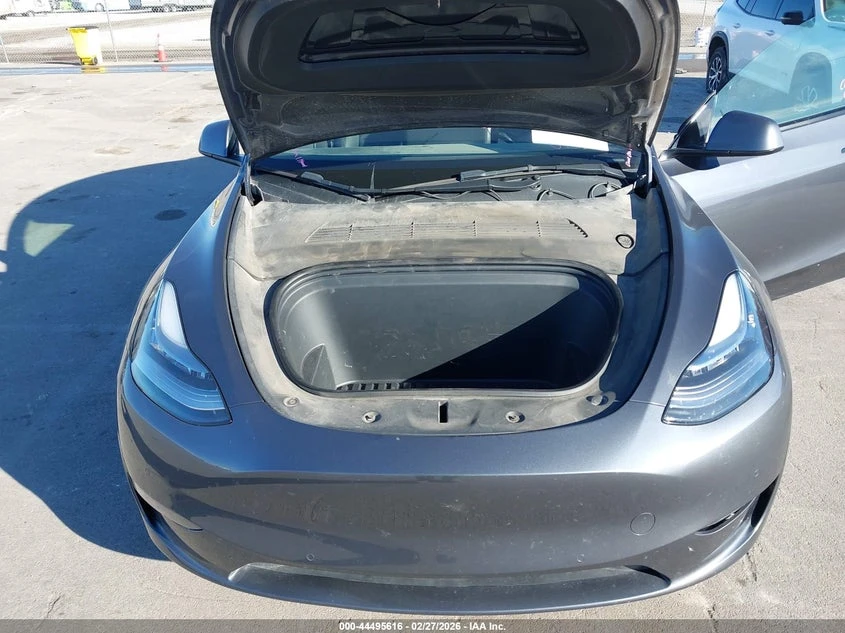 Tesla Model Y Long Range Dual Motor* КРАЙНА ЦЕНА* , снимка 9 - Автомобили и джипове - 55059514