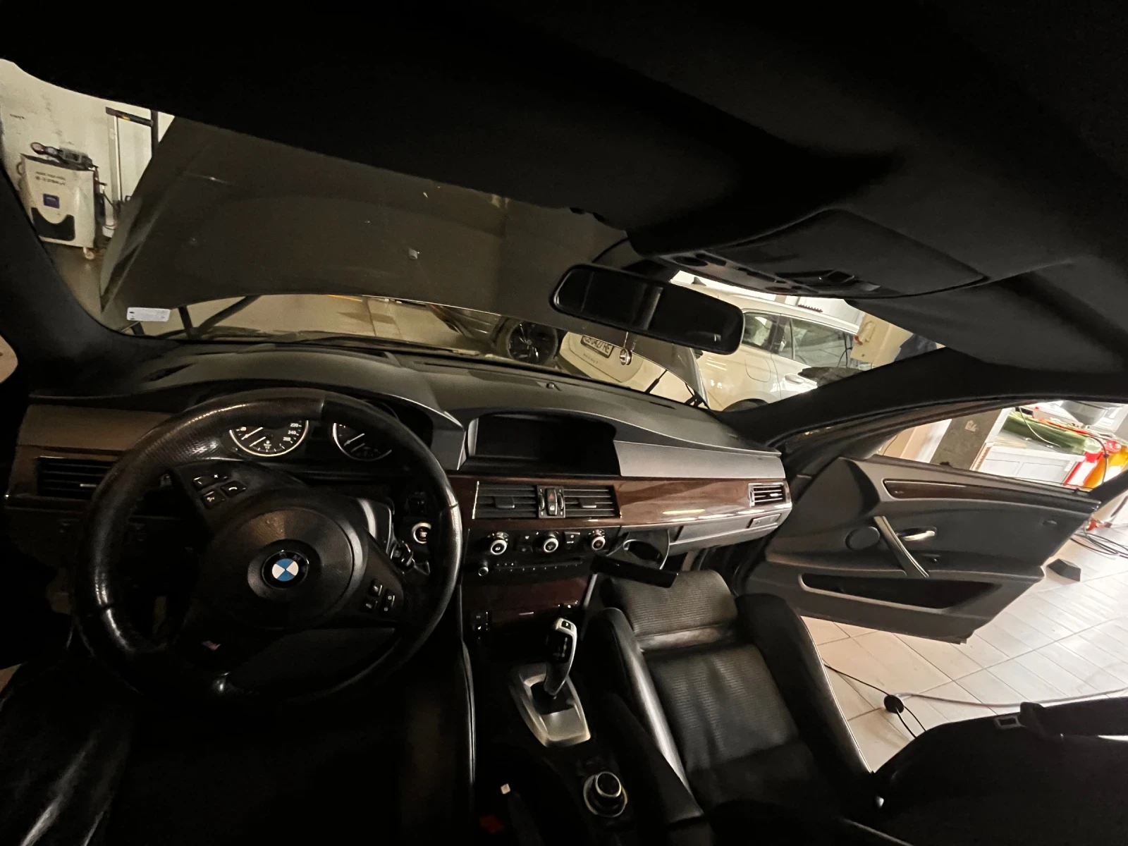 BMW 530 E61 facelift CIC 235hp M57N2, снимка 10 - Автомобили и джипове - 55072212
