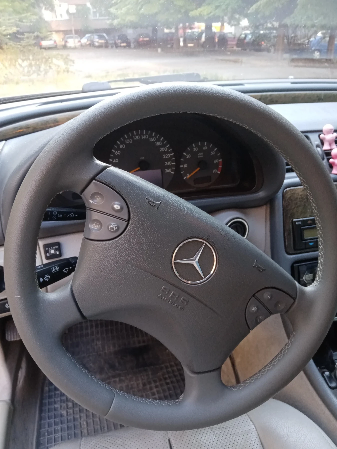 Mercedes-Benz CLK, снимка 6 - Автомобили и джипове - 55652534
