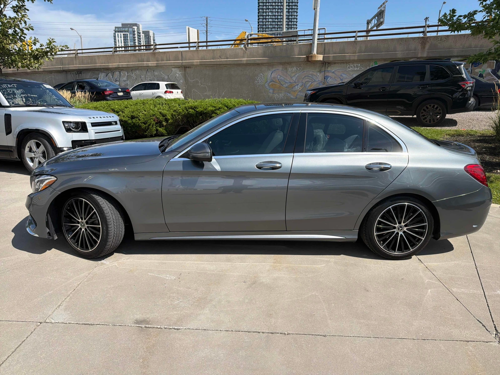 Mercedes-Benz C 300 АМГ ПАКЕТ/CARFAX/ПАНО/ПОДГРЕВ/+ ГУМИ И ДЖАНТИ, снимка 2 - Автомобили и джипове - 56076167