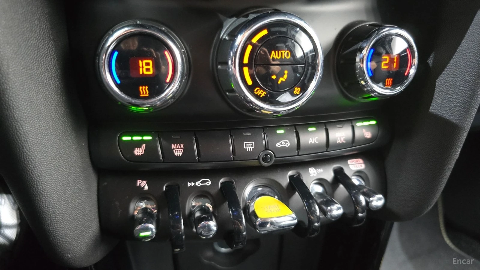 Mini Cooper ELECTRIC | ACC | ПОДГРЕВИ, снимка 17 - Автомобили и джипове - 56112184
