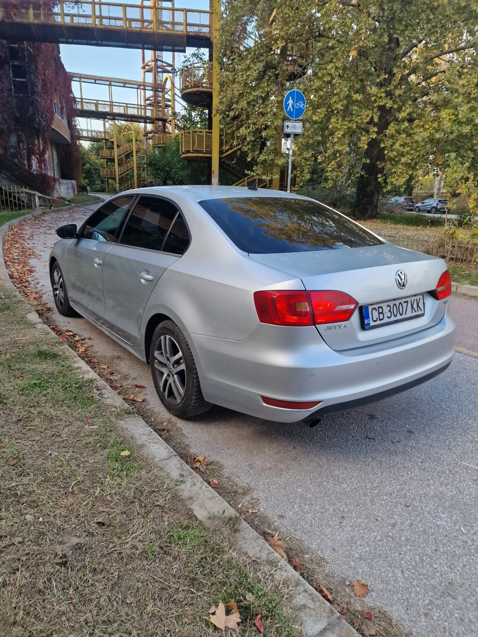 VW Jetta, снимка 7 - Автомобили и джипове - 56736052
