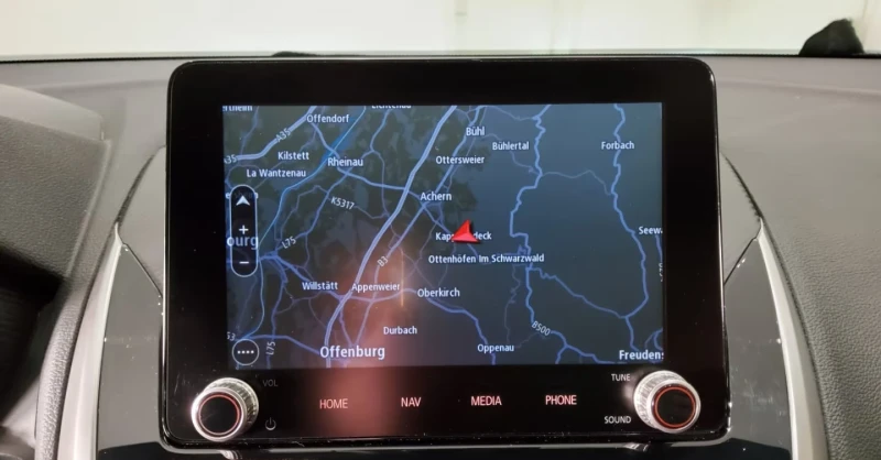 Mitsubishi Eclipse Cross 2.4PHEV/188HP/4X4/SELECT/360/NAVI/ACC/877v, снимка 13 - Автомобили и джипове - 53243951