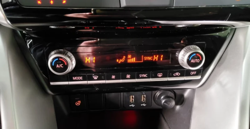 Mitsubishi Eclipse Cross 2.4PHEV/188HP/4X4/SELECT/360/NAVI/ACC/877v, снимка 14 - Автомобили и джипове - 53243951