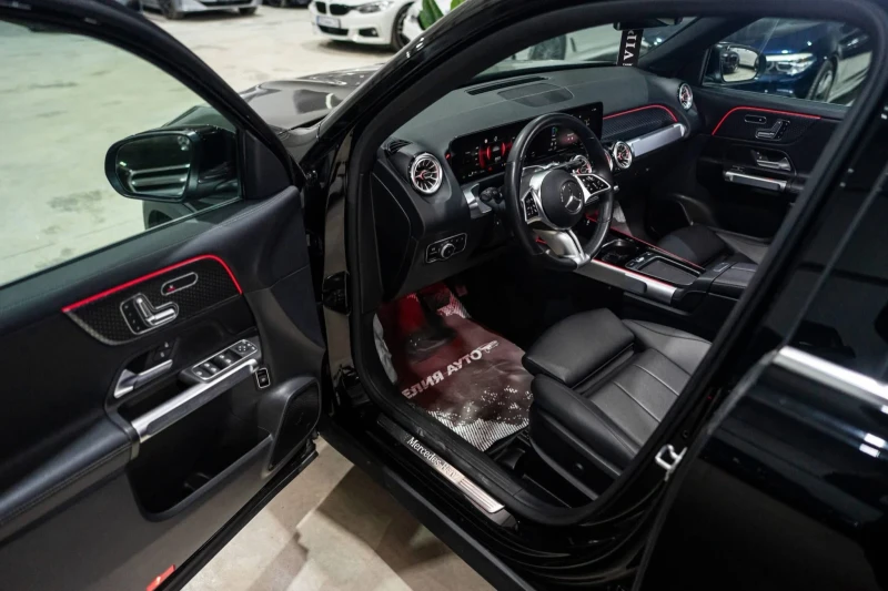 Mercedes-Benz GLB 250I 4MATIC DISTRONIC ПАНОРАМА 360 ЛИЗИНГ 100%, снимка 11 - Автомобили и джипове - 53248678