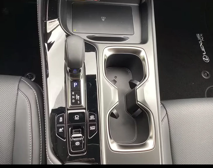 Lexus NX 450 h+ /E-FOUR/292HP/EXECUTIVE/360/LED/NAVI/CPLAY/638q, снимка 12 - Автомобили и джипове - 55798071