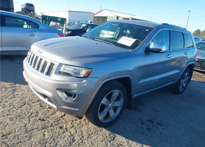 Jeep Grand cherokee OVERLAND 3.6 Обдух* 8ZF* Подгрев* M.Toчка* Пано*  - изображение 2