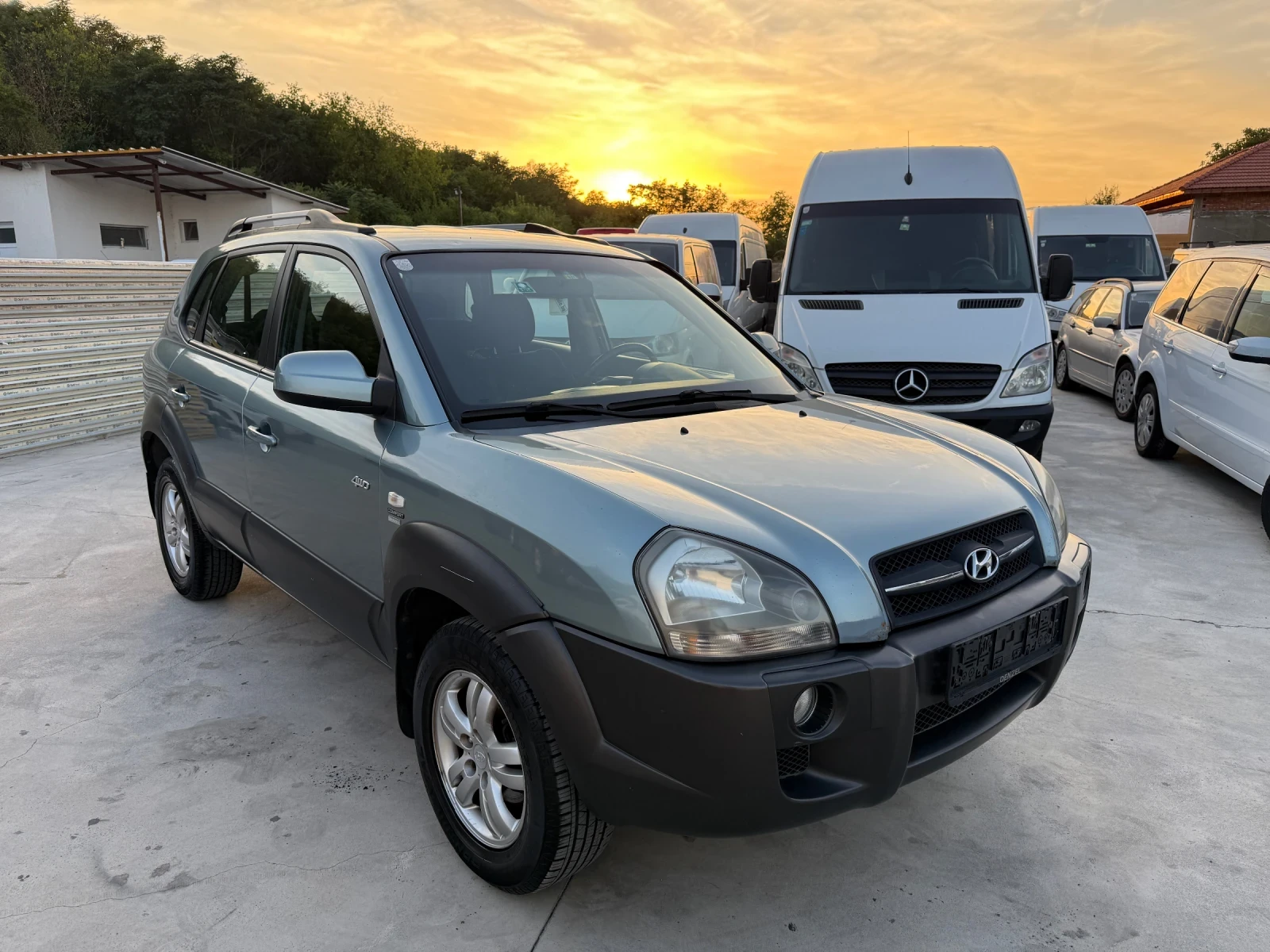 Hyundai Tucson 2.0CRDI 4WD - изображение 3