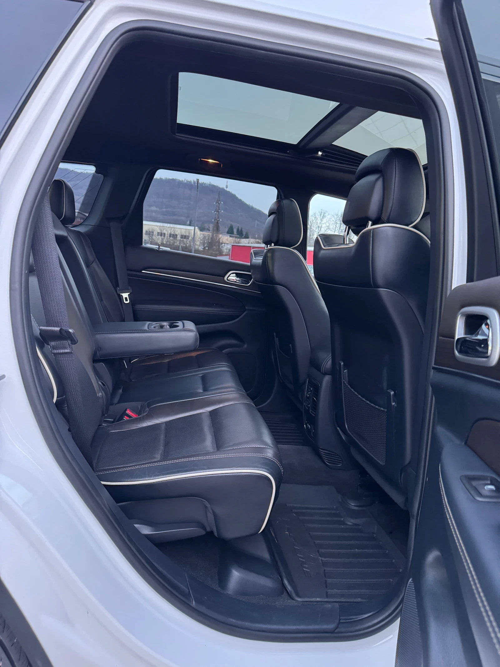 Jeep Grand cherokee 3.0d* Overland* Full Option* Facelift* TOP! | Mobile.bg � ����������� 16