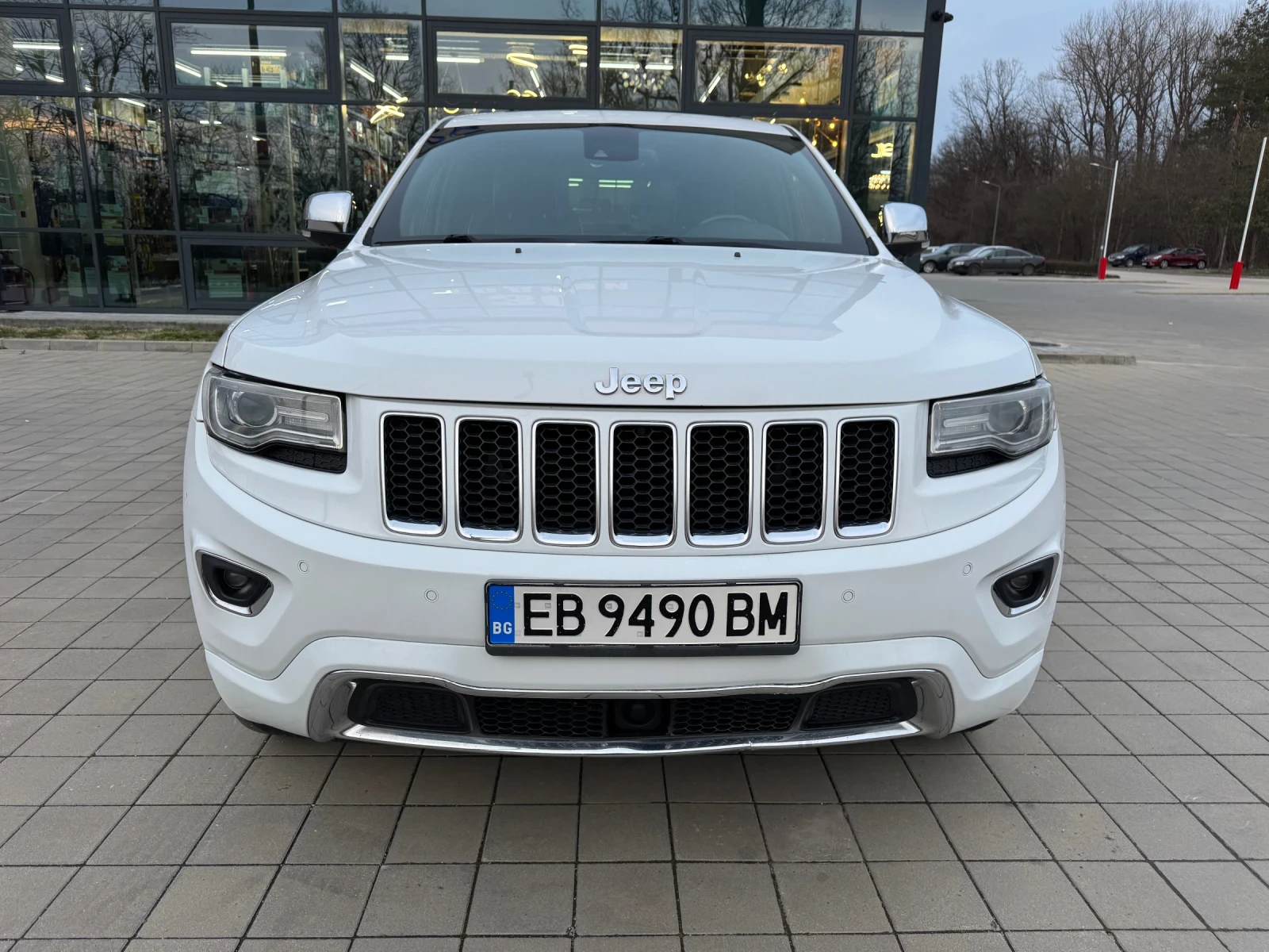 Jeep Grand cherokee 3.0d* Overland* Full Option* -TOP! - изображение 2