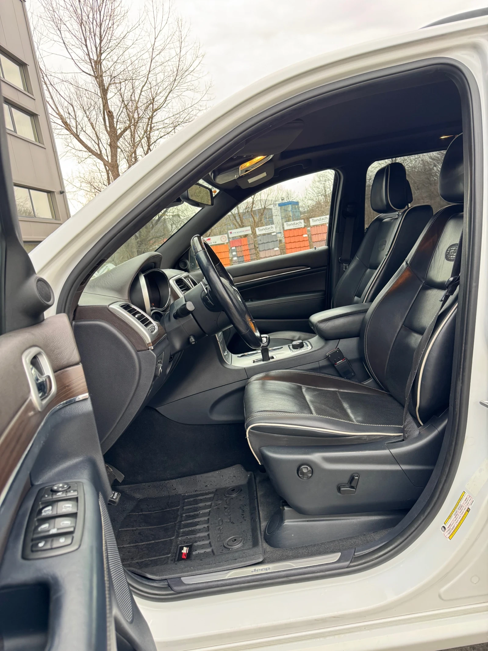 Jeep Grand cherokee 3.0d* Overland* Full Option* -TOP! - изображение 9