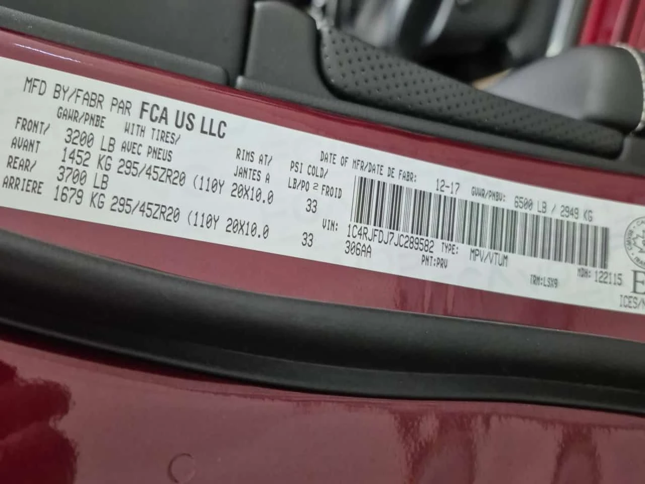 Jeep Grand cherokee  SRT /DISTRONIC/HARMAN KARDON, снимка 15 - Автомобили и джипове - 53985602