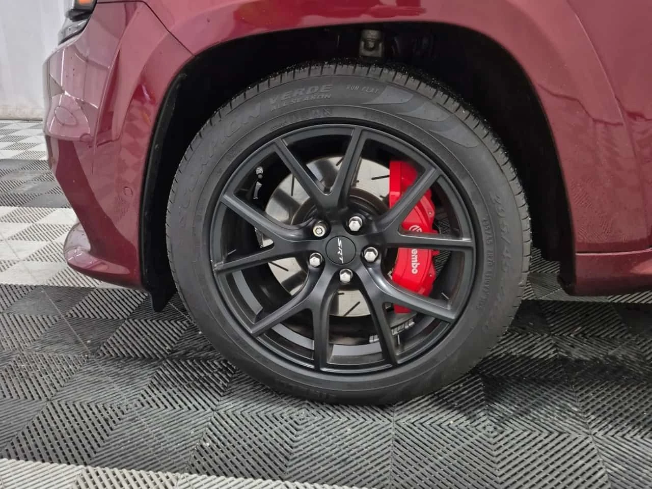 Jeep Grand cherokee  SRT /DISTRONIC/HARMAN KARDON, снимка 6 - Автомобили и джипове - 53985602