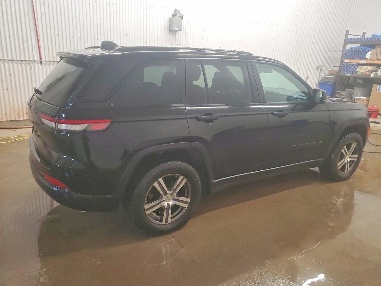Jeep Grand cherokee Altitude 4x4, снимка 3 - Автомобили и джипове - 54129640