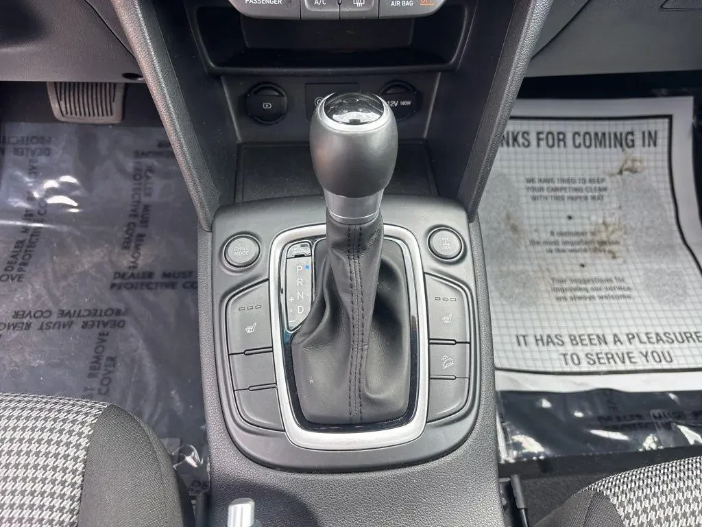 Hyundai Kona SEL AWD, снимка 16 - Автомобили и джипове - 54494464