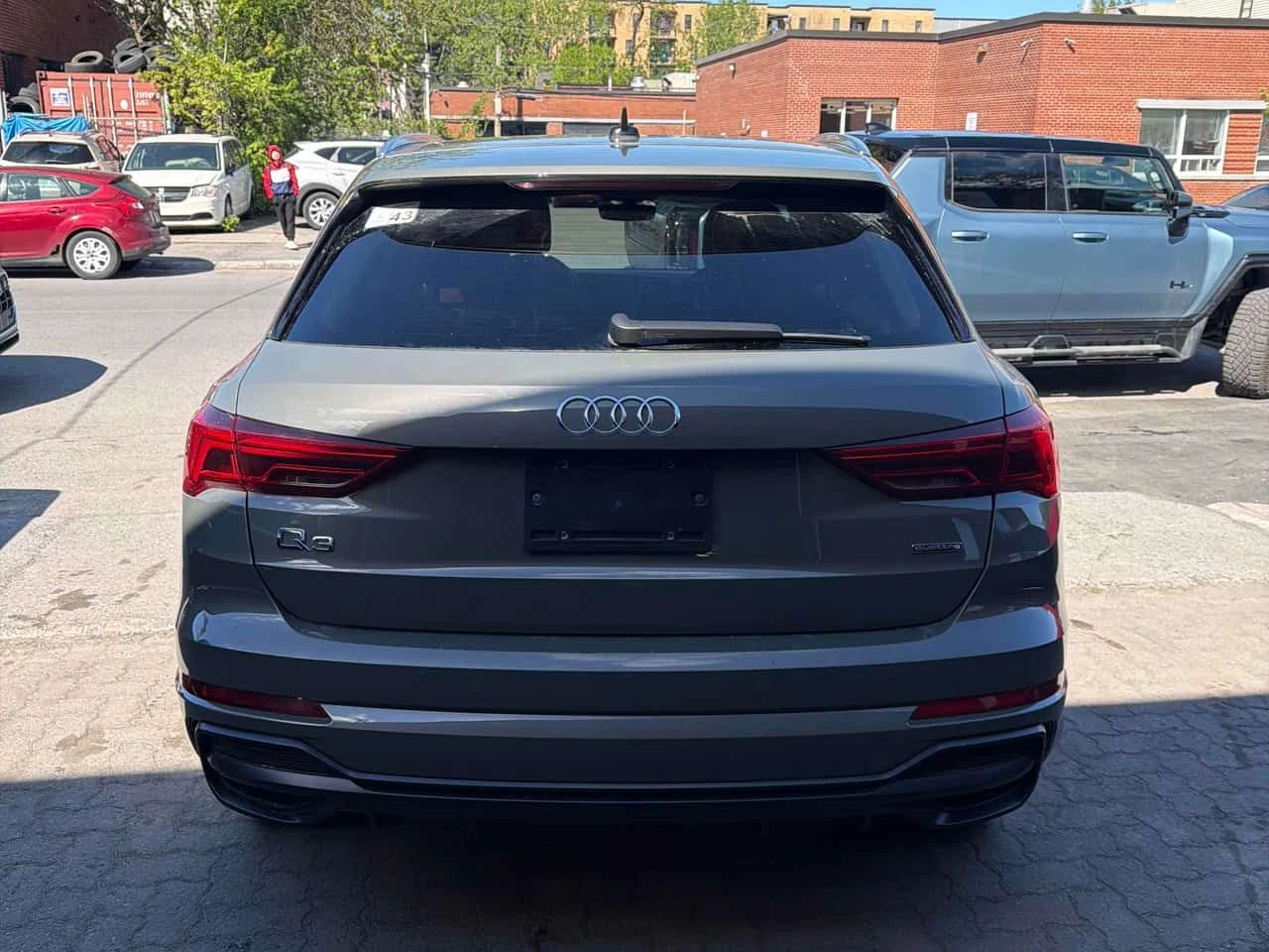 Audi Q3 Progressiv| DISTRONIC| DIGITAL| ПОДГРЕВИ| ПАНОРАМА, снимка 4 - Автомобили и джипове - 54633096